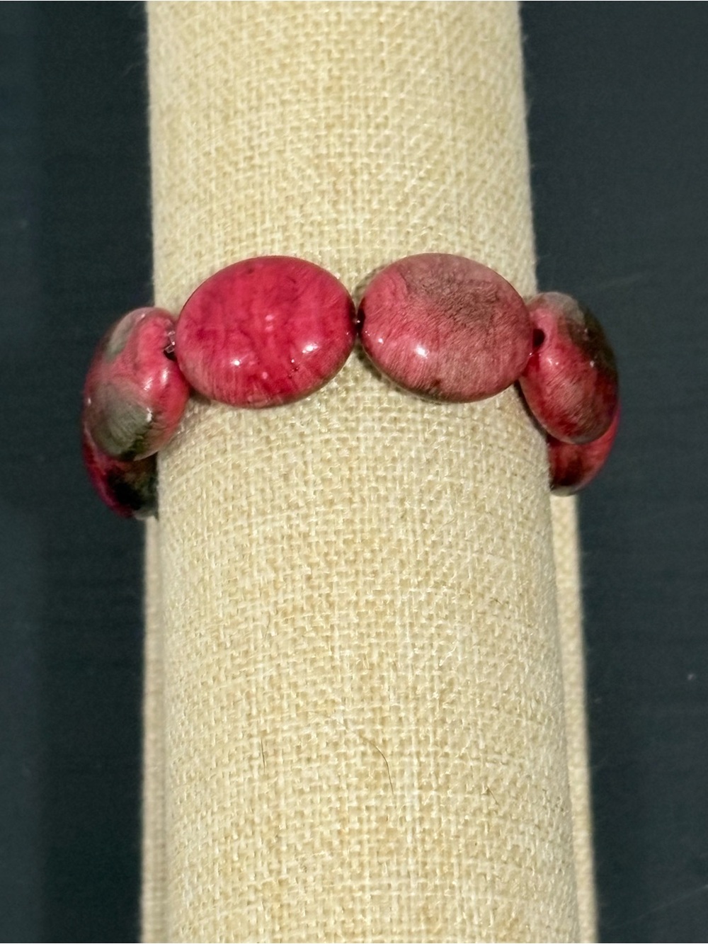 Handcrafted red marble puffy medium oval acrylic beads beaded bracelet